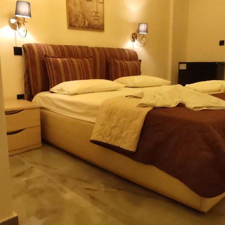 Althea Studios & Apartments Ханиоти Екстериор снимка