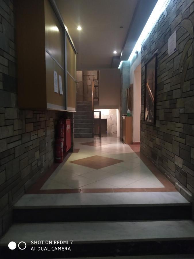 Althea Studios & Apartments Ханиоти Екстериор снимка