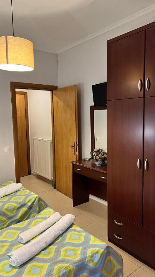 Althea Studios & Apartments Ханиоти Екстериор снимка