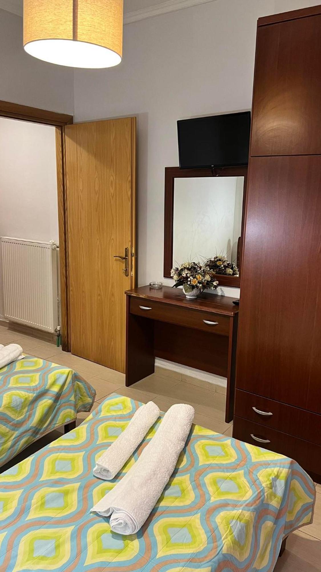 Althea Studios & Apartments Ханиоти Стая снимка