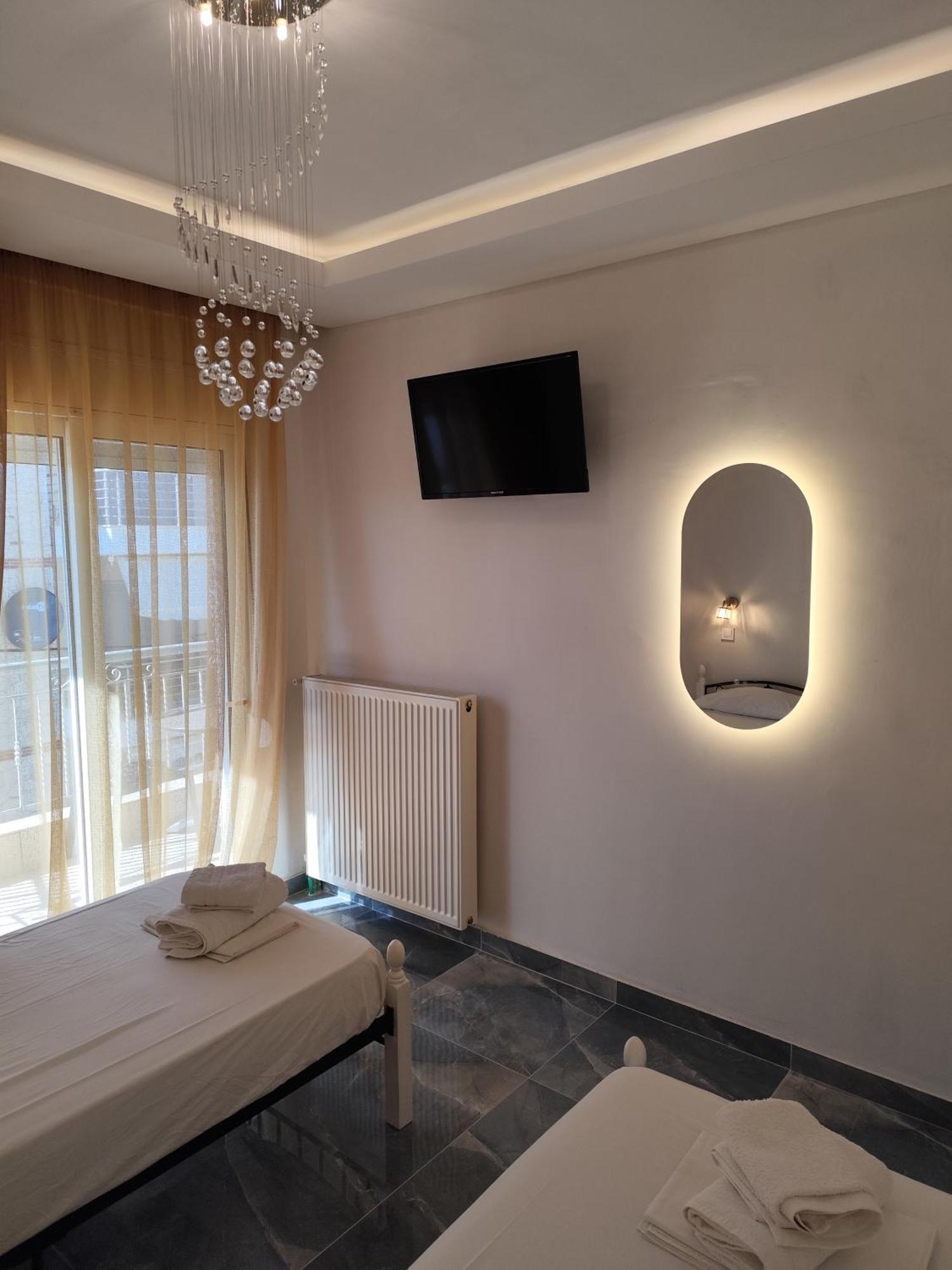 Althea Studios & Apartments Ханиоти Стая снимка