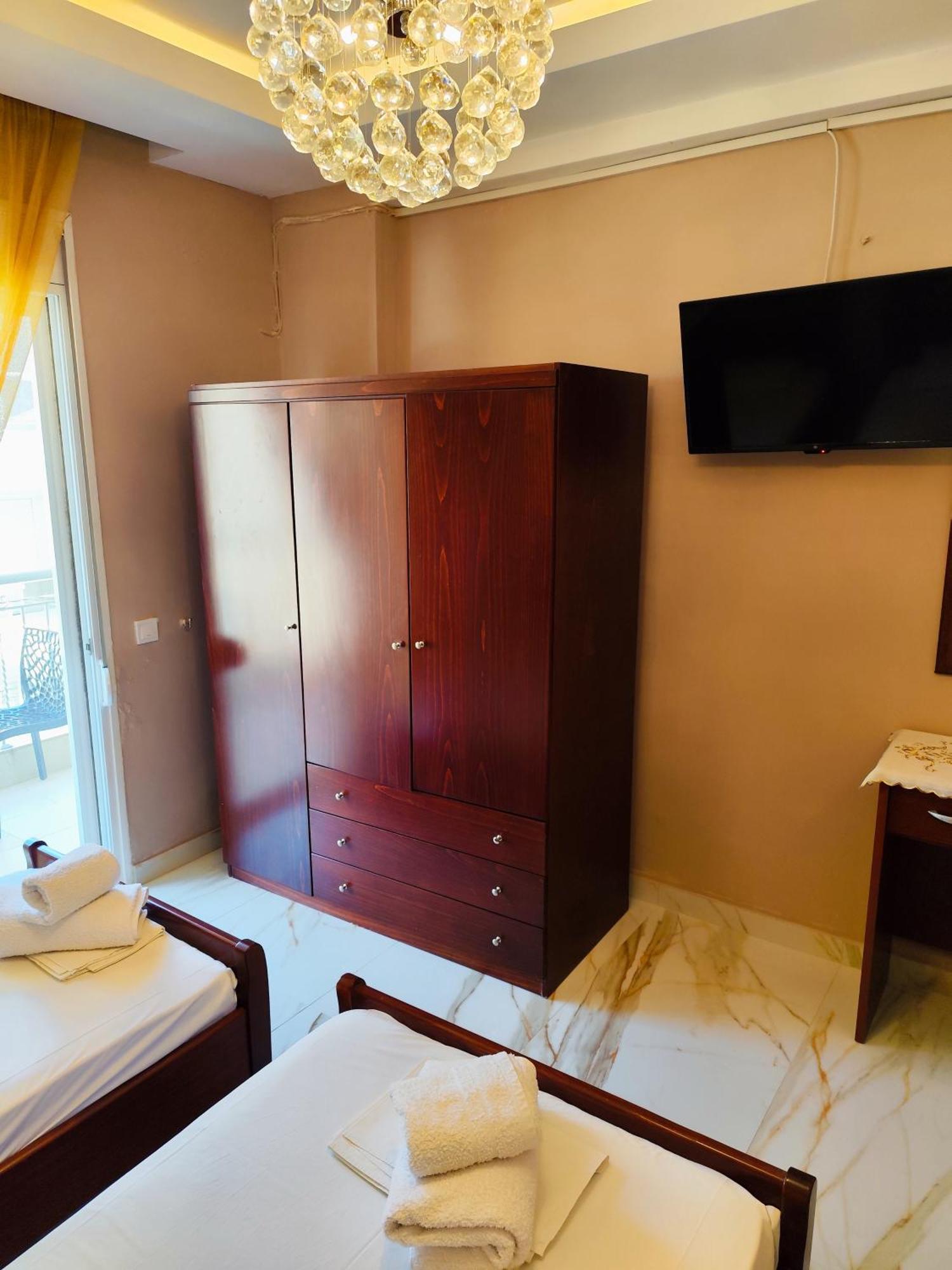 Althea Studios & Apartments Ханиоти Стая снимка