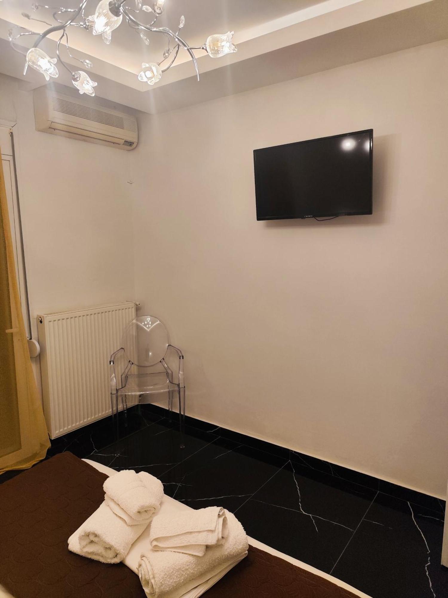 Althea Studios & Apartments Ханиоти Стая снимка